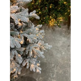 Елка искусственная GrandCity Mesina заснеженная с подсветкой 180 см